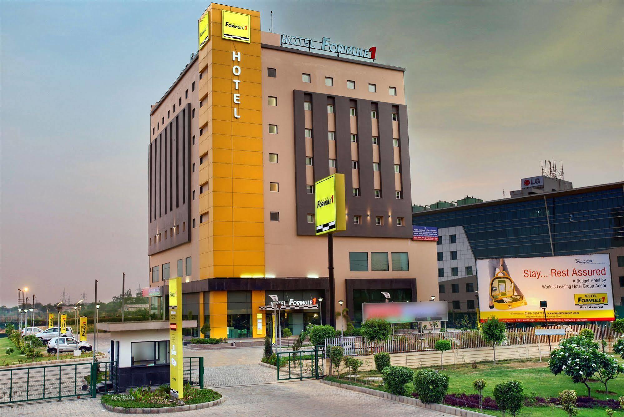 Hotel Caspia Pro Большая Нойда Экстерьер фото